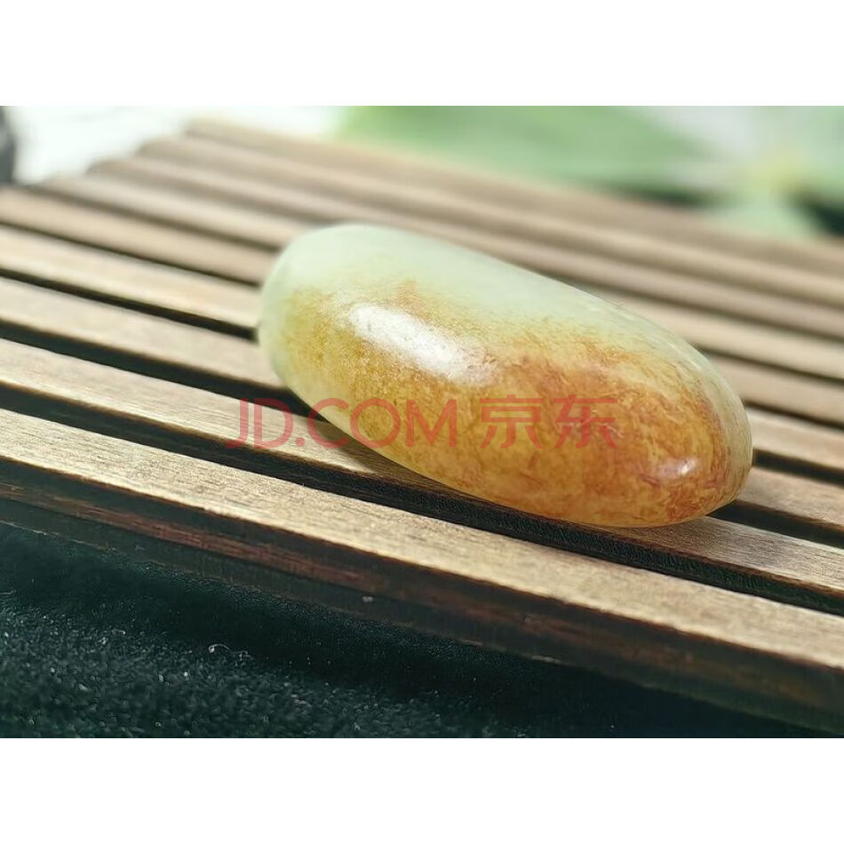 3322 天然和田玉籽料原石（肉质细润）