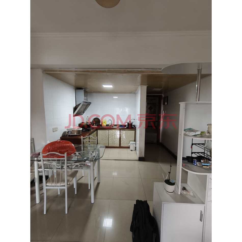 郭舒雄的位于东莞市虎门镇莞太路华远大厦E座1203房[不动产权证号为粤房地权证莞字第0600603774号]