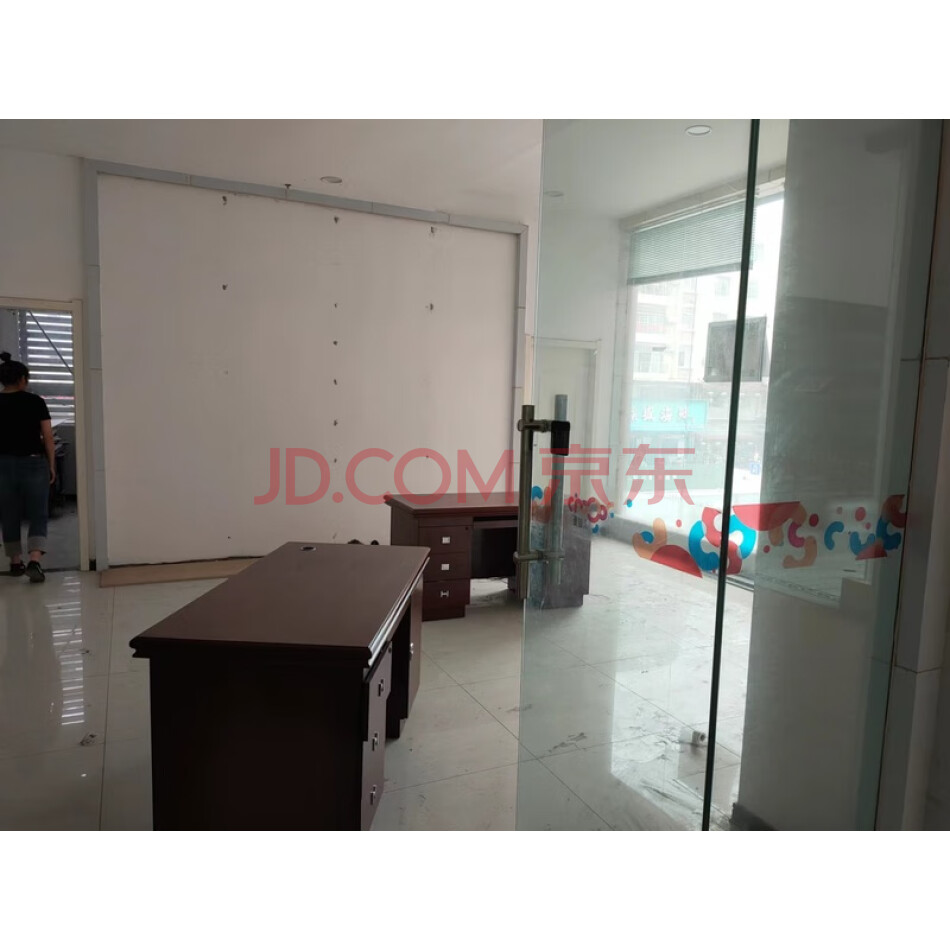 建始县业州镇草子坝社区朝阳大道14号吉星城三层商铺、二期二层商铺、二期三层商铺