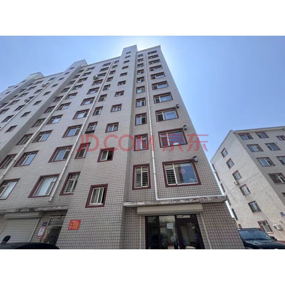 锦州市凌海市林雨馨画5号楼3-6-2房产