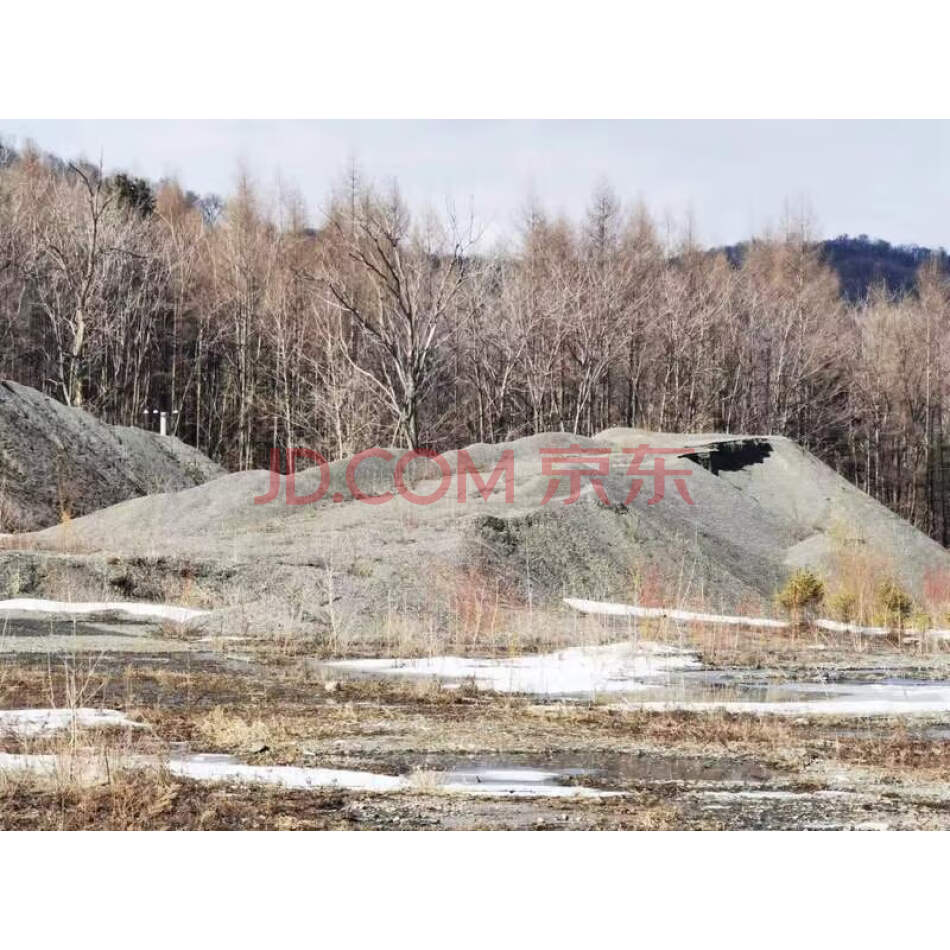 存放于黑龙江省方正林业局新风林场5林班依兰县林泉石场0.5规格青色碎石3152.9立方米