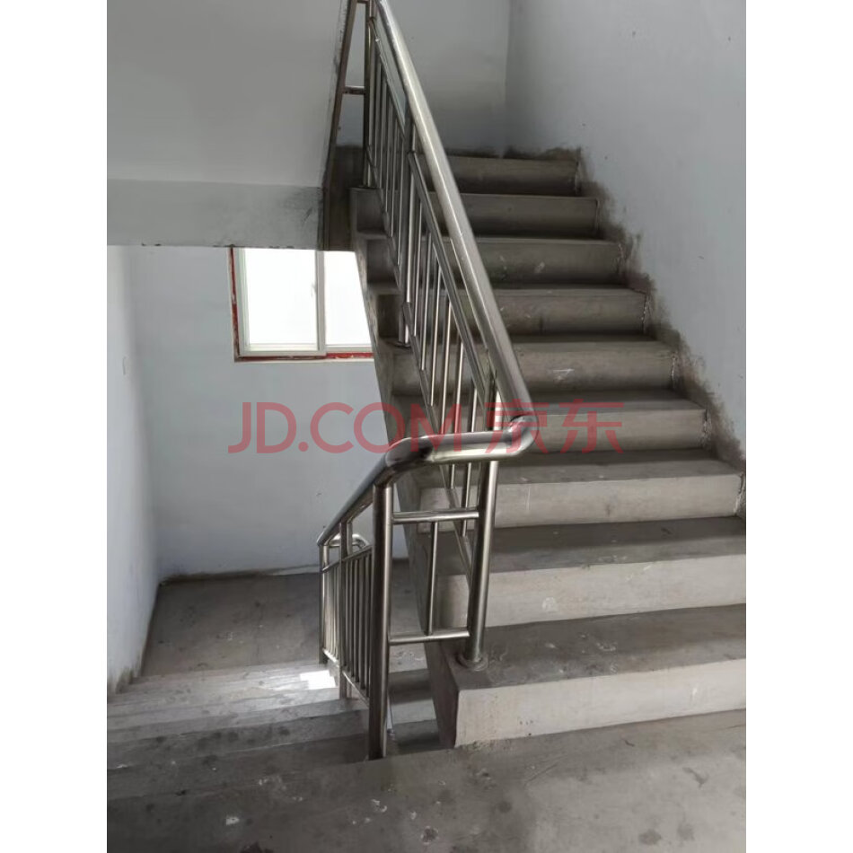 山西省运城市绛县振兴东街北实验中学匡吉城市花园8#楼3单元10层1001室