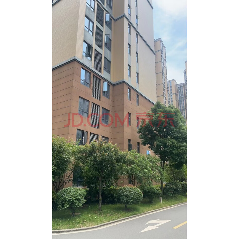 黄石市黄石港区湖滨大道北9号7、8号楼8-1-103室（紫金花城）住宅房地产