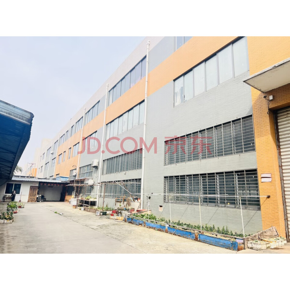 襄阳市高新区深圳工业园（佳海工业城）B36-2幢1-3层1室房地产