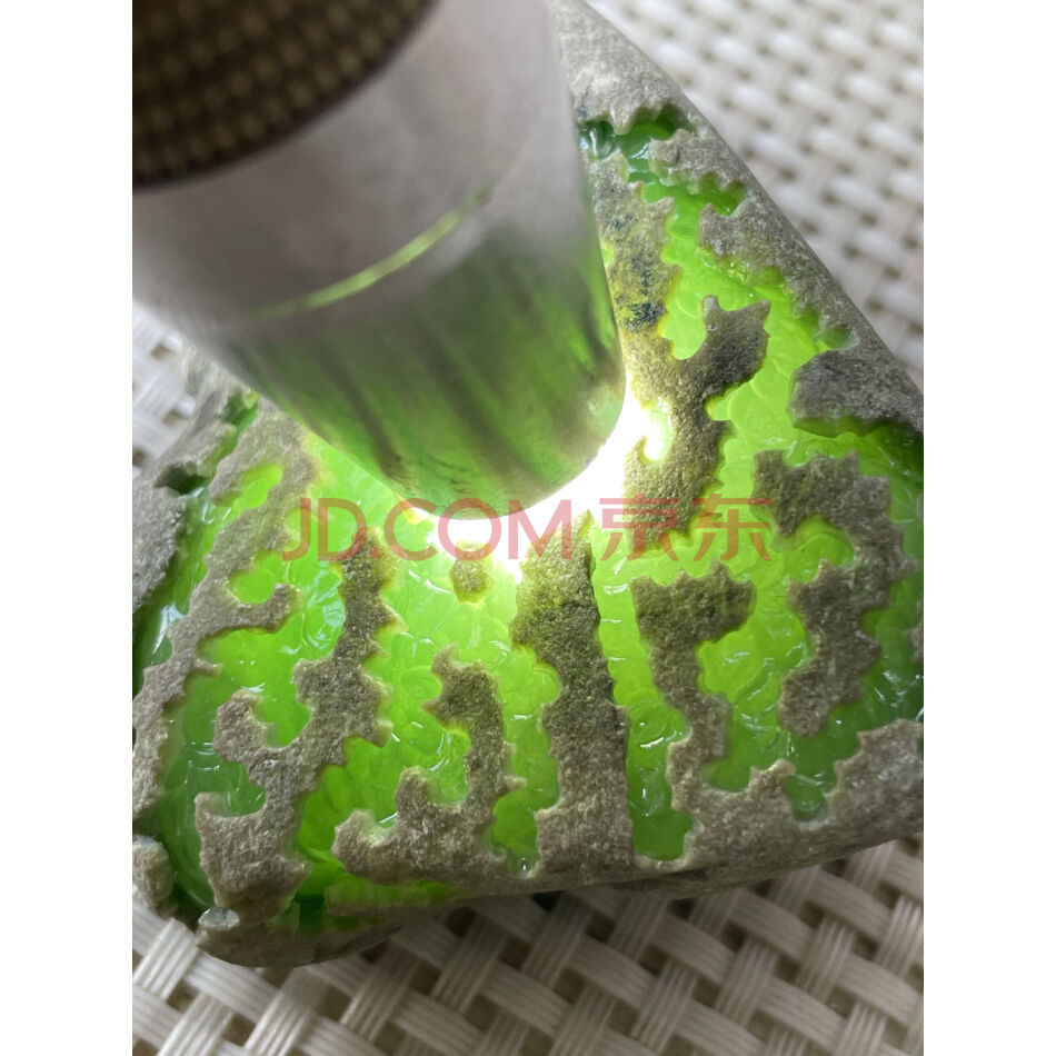  标的1   罚没缅甸翡翠原石处置  （253克） 