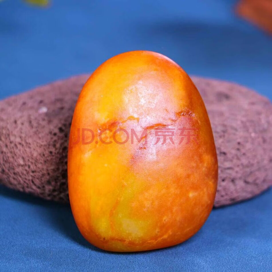 B2768 天然和田玉红沁皮原石 重约：111.7g