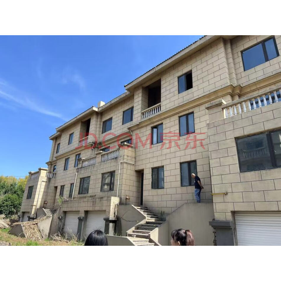 抚顺市开发区芳庭街（旺力城一期）10-9号-2，建筑面积214.94㎡
