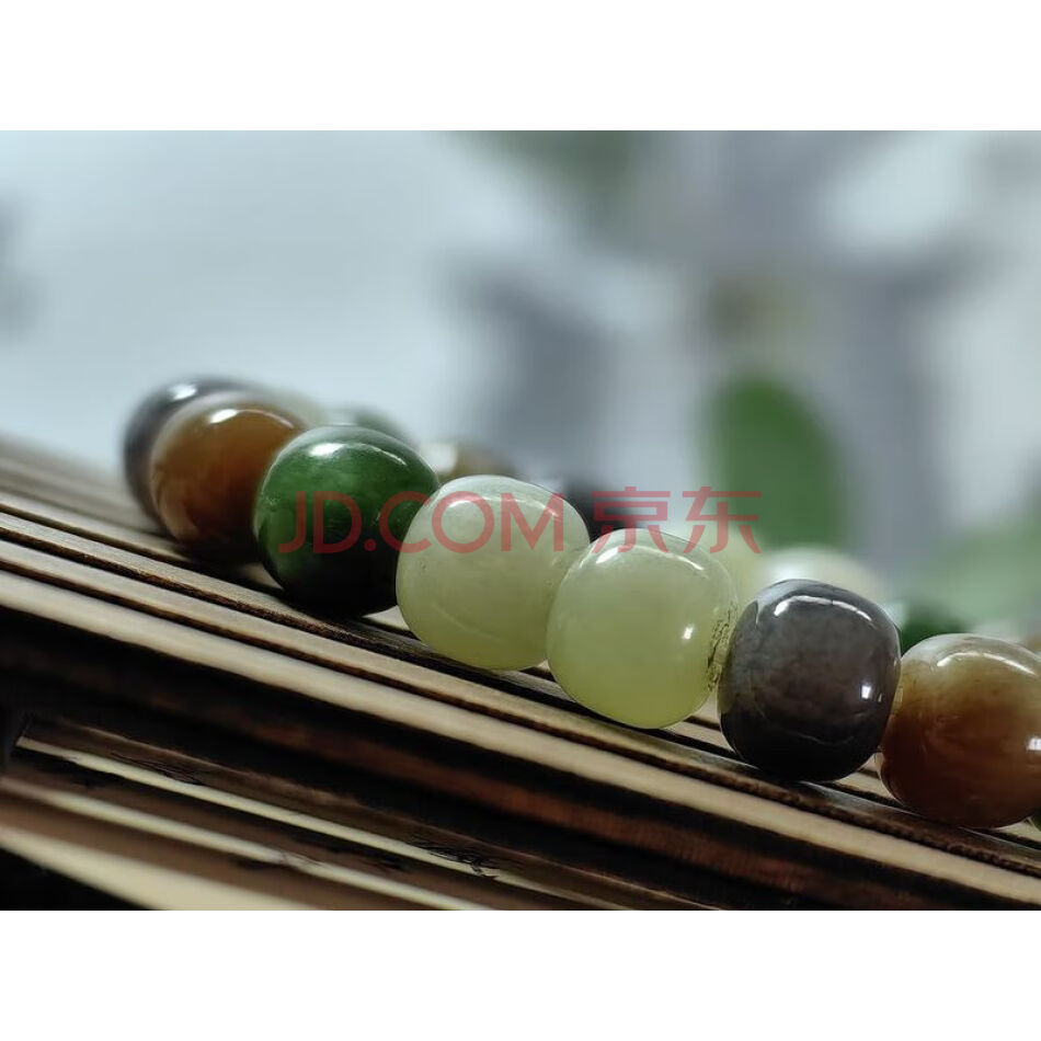 2518 天然和田玉精品多宝手串（肉质细润）