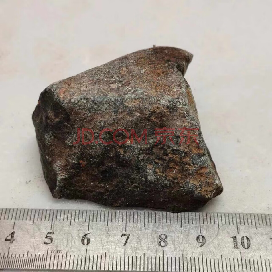 QYA17 天然翡翠原石一块约139g