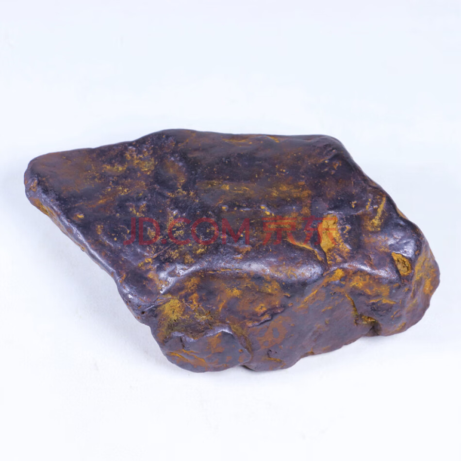 B1926 疑似强磁性陨石原石 重约：2421g