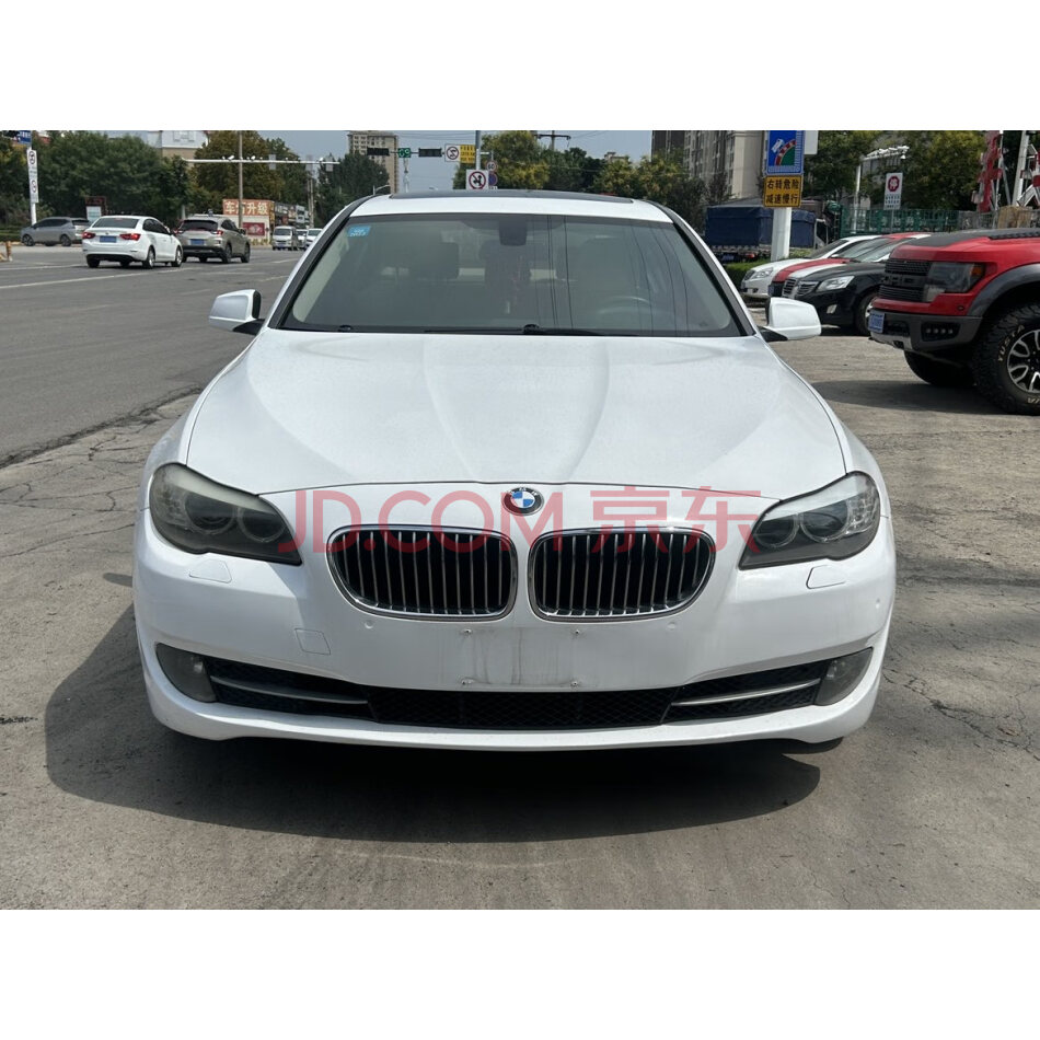 宝马 5系 520Li   2.0T  后驱  非营运  小型轿车