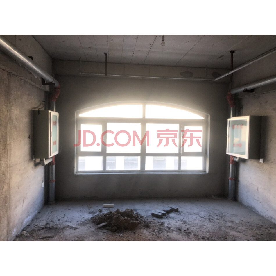 葫芦岛市福隆房地产开发有限公司所有的连山大街150-26号楼AC。