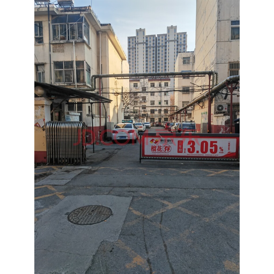 济宁市任城区车站南路六四农场老干部楼东三单元一层东户及储藏室8.41平方米