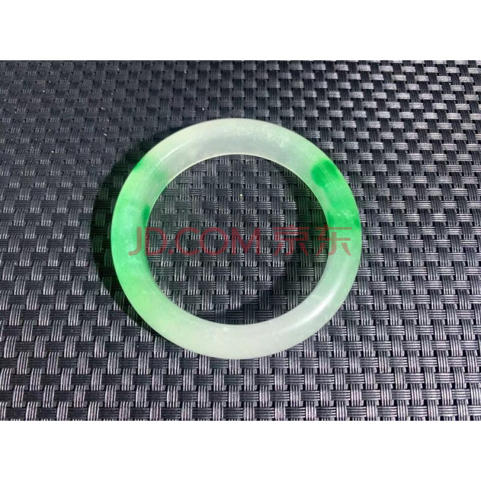 TZ:3417冰透玉手镯一只（详见评估报告）