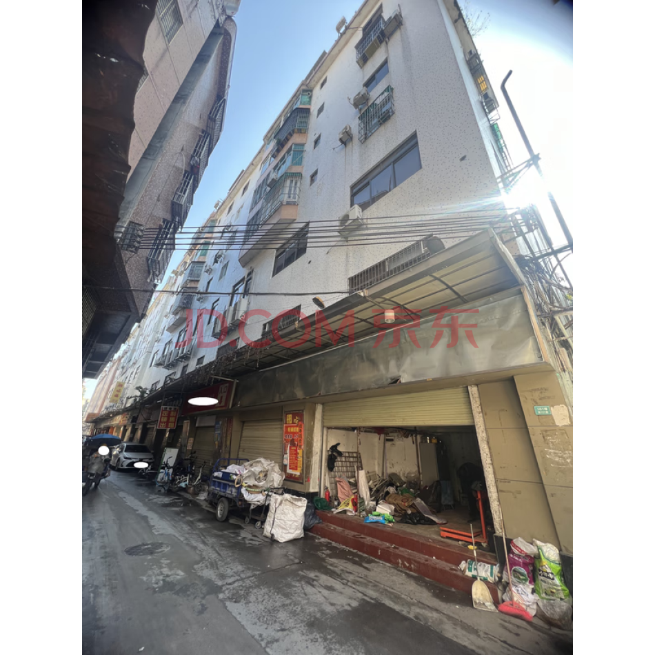 东莞市东城区东城中路南月德楼B座地下铺位
