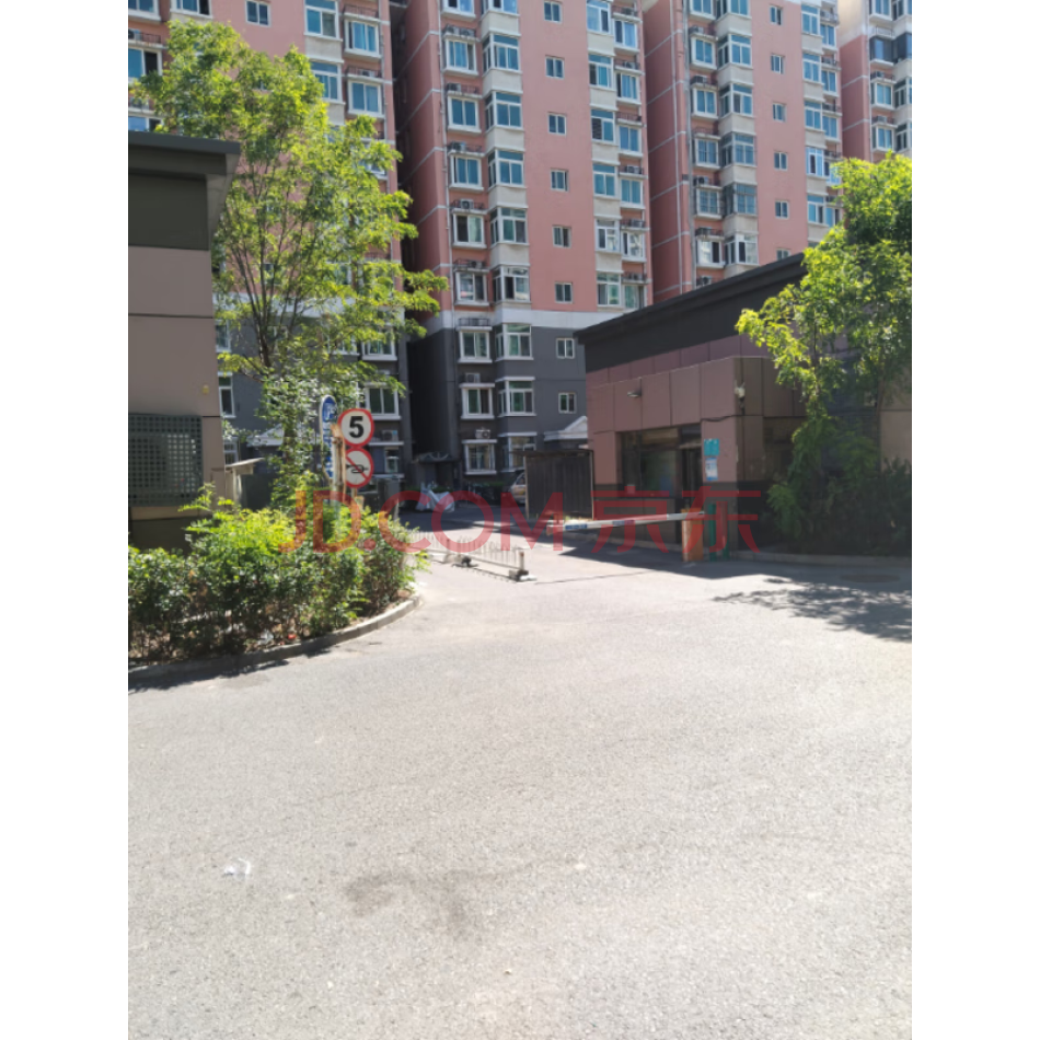 北京市通州区翠屏北里29号楼10层8102房屋