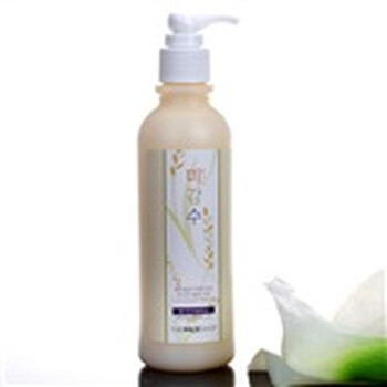The face shop迪肤适米水亮白洁面水250ml