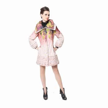 爱约/AIYOR 2011冬季新款女装 欧美印花大翻领 中长款棉衣0819浅粉红XL