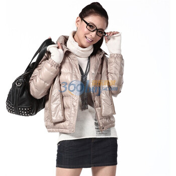 2011新款 雪中飞羽绒服 女罗纹围巾帽时尚夹克短款 XR9018 米色 175/96A(XL)