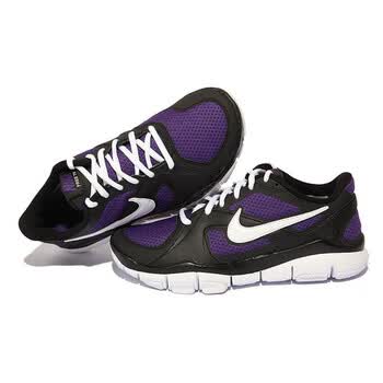 `Nike 耐克 男子训练鞋 442031 015 黑/白/俱乐部紫 43
