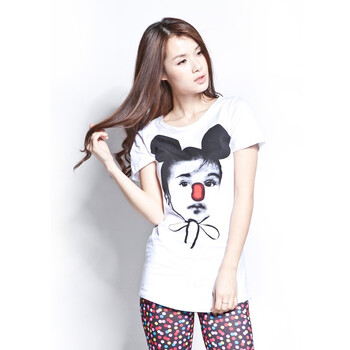 Tomnrabbit 2012女装新品独特红鼻子印花女孩设计修身长款短袖针织打底棉白色T恤 TM552 白色 均码