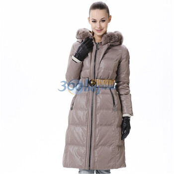波司登 2011新款 羽绒服 女大毛领修身时尚长款 BR2390 卡其色 185/104A(XXXL)