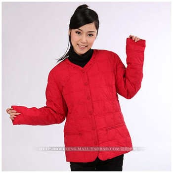 波司登羽绒服 女大众内恤 BR1886 红色 185/104A(XXXL)