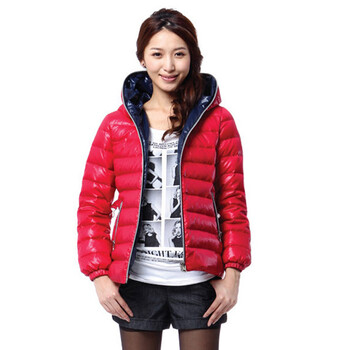 雅鹿.自由自在 女款撞色连帽羽绒服 ^@^F119130 烈焰红 170/XL