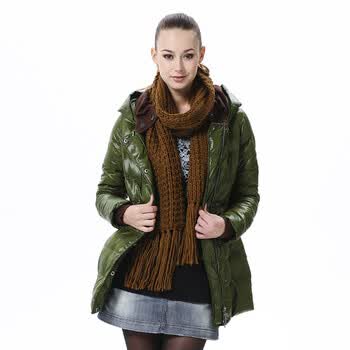 波司登 羽绒服 女针织抛领修身款 BR2272 1327/1347(艳绿色/艺术绿) 185/104A(XXXL)