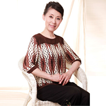 妍昆 妈妈装夏装 针织镂空透气中老年女装 时尚气质中年女装夏装 咖色 4XL