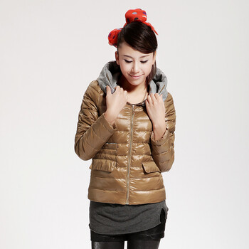 Cilaya/熙兰雅 简约 轻薄修身纯色 连帽短款羽绒服女正品 11219 驼色 S