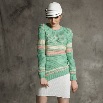 上东轻奢 可爱钩花 韩版棒针<em>粗线宽松圆领毛衣</em>