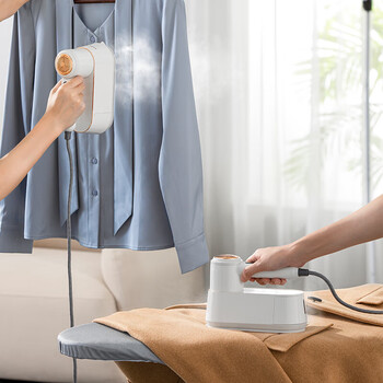 摩飞电器（Morphyrichards）便携式挂烫机 家用手持电熨斗 蒸汽熨烫机 MR2032 白