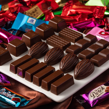 黑巧克力散装整箱好吃的网红零食500g混合夹心多口味糖果花色松露