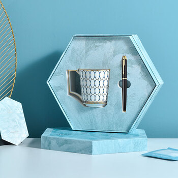 Wedgwood威基伍德 派克联名IM纯黑丽雅金夹宝珠笔金粉年华蓝色马克杯套装