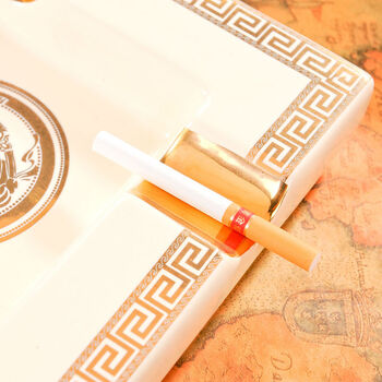 
                                        臻爵家饰  欧式陶瓷烟灰缸创意个性礼品欧式时尚陶瓷复古烟灰缸装饰烟缸特价                