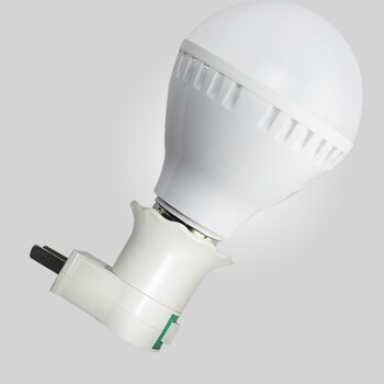 即插即用LED声光控灯泡 5W7W 壁灯小夜灯 拍