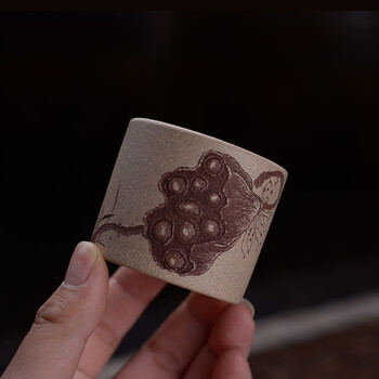 弘盛窑 全手工紫砂 茶杯 品茗杯 主人杯 功夫茶杯 手刻限量个人杯 青灰泥紫砂小杯 青灰泥莲蓬小号