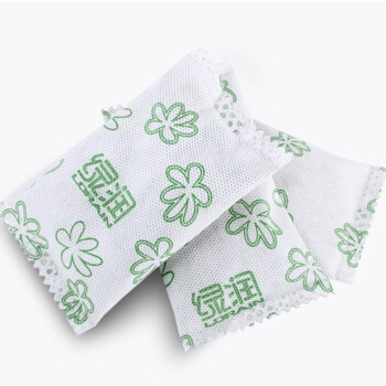 
                                        
                                        绿润 冰箱除味剂活性炭150g 净化除味竹炭包 甲醛清除剂                