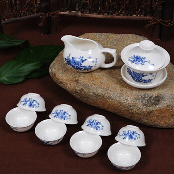 
                                        菲享 陶瓷功夫茶具套装 整套茶具 礼品 彩盒装 10件套 10头水点桃花花彩盒装                