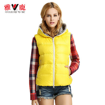 雅鹿2014新款女<em>连帽轻薄羽绒马甲</em> YP41010 亮
