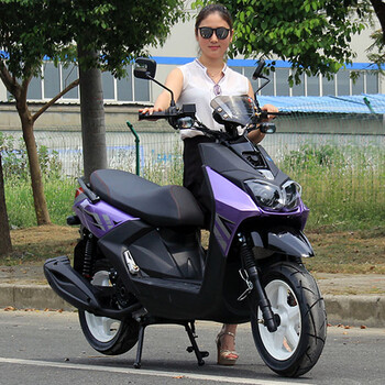 菲尔斯 路虎系列150cc踏板摩托车 加油就走路