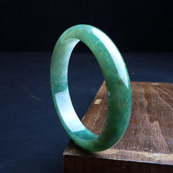 伟德国际珠宝有哪些种类