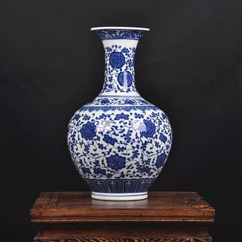 
                                                                                奋行陶瓷景德镇陶瓷器 现代时尚青花瓷花瓶装饰品摆设 工艺品家饰客厅摆件 青花缠枝莲赏瓶                
