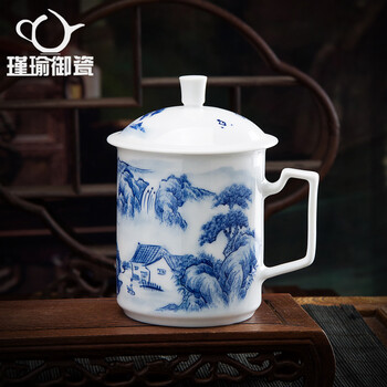
                                        瑾瑜御瓷 景德镇陶瓷手绘茶具茶杯 手绘青花瓷会议泡茶杯 全手工老板杯 办公商务陶瓷水杯 青花山水手绘茶杯                