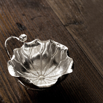 
                                        龍颜堂 纯银荷叶茶滤 纯银手打茶漏日本南部银器茶滤网银制滤茶器                