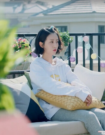 卫衣女我站在桥上看风景李溪芮萧水光连帽宽松印花白色上衣 灰色 m