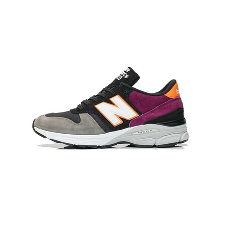 【英产】新百伦(new balance)9 系列复古休闲 男士运动跑步鞋 m7709