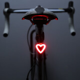 自行车尾灯充电夜骑公路车创意山地车配件骑行装备 心形尾灯