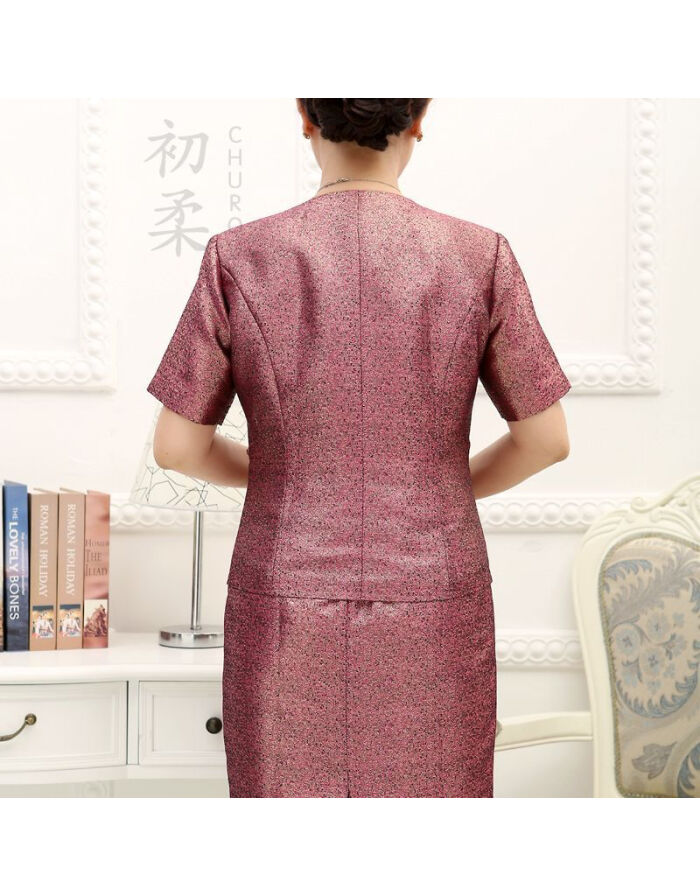37000Cm威尼斯民族服装定制品牌解锁多场景穿搭体验